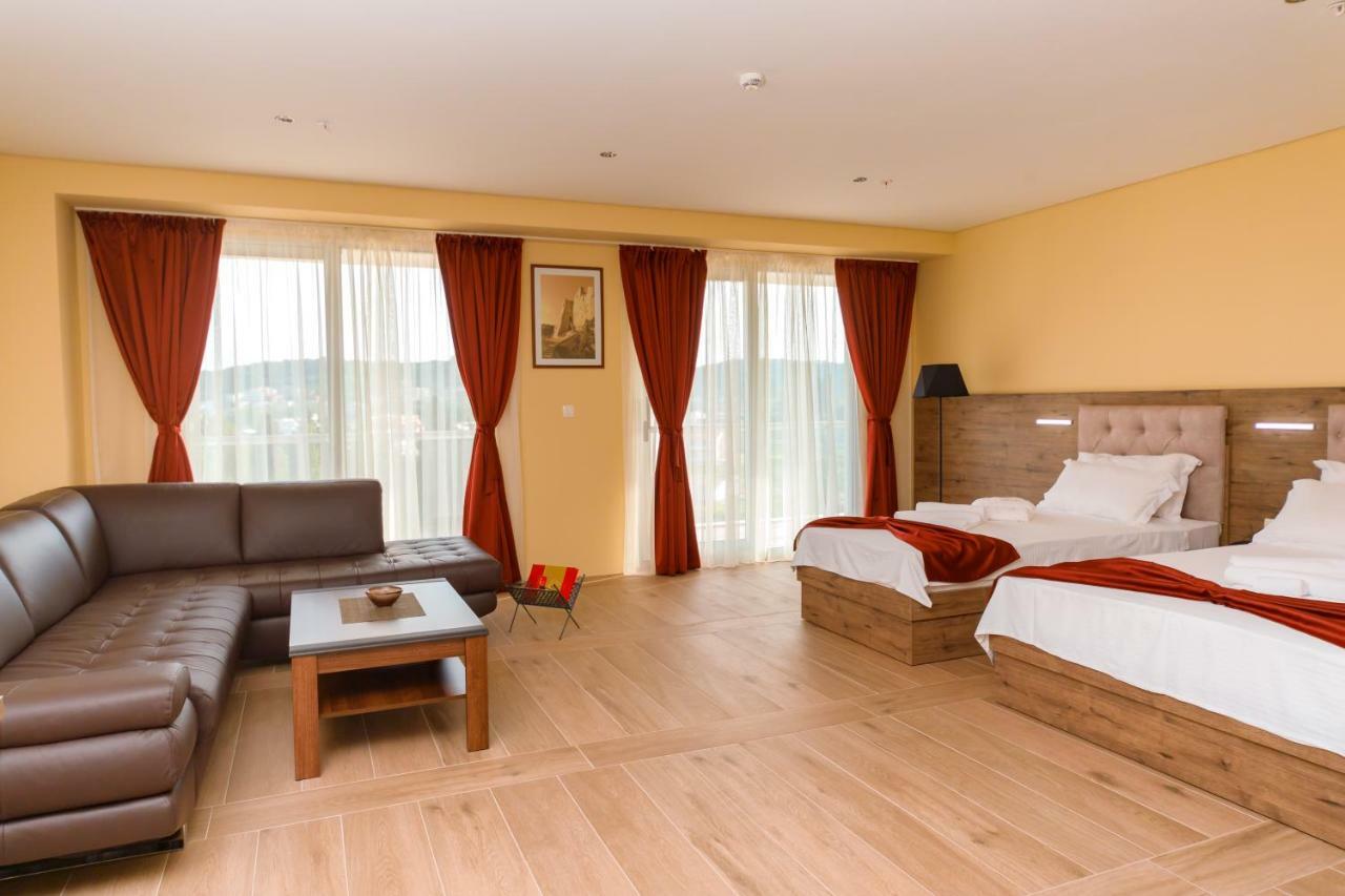 Hotel Franca أولتْسي المظهر الخارجي الصورة